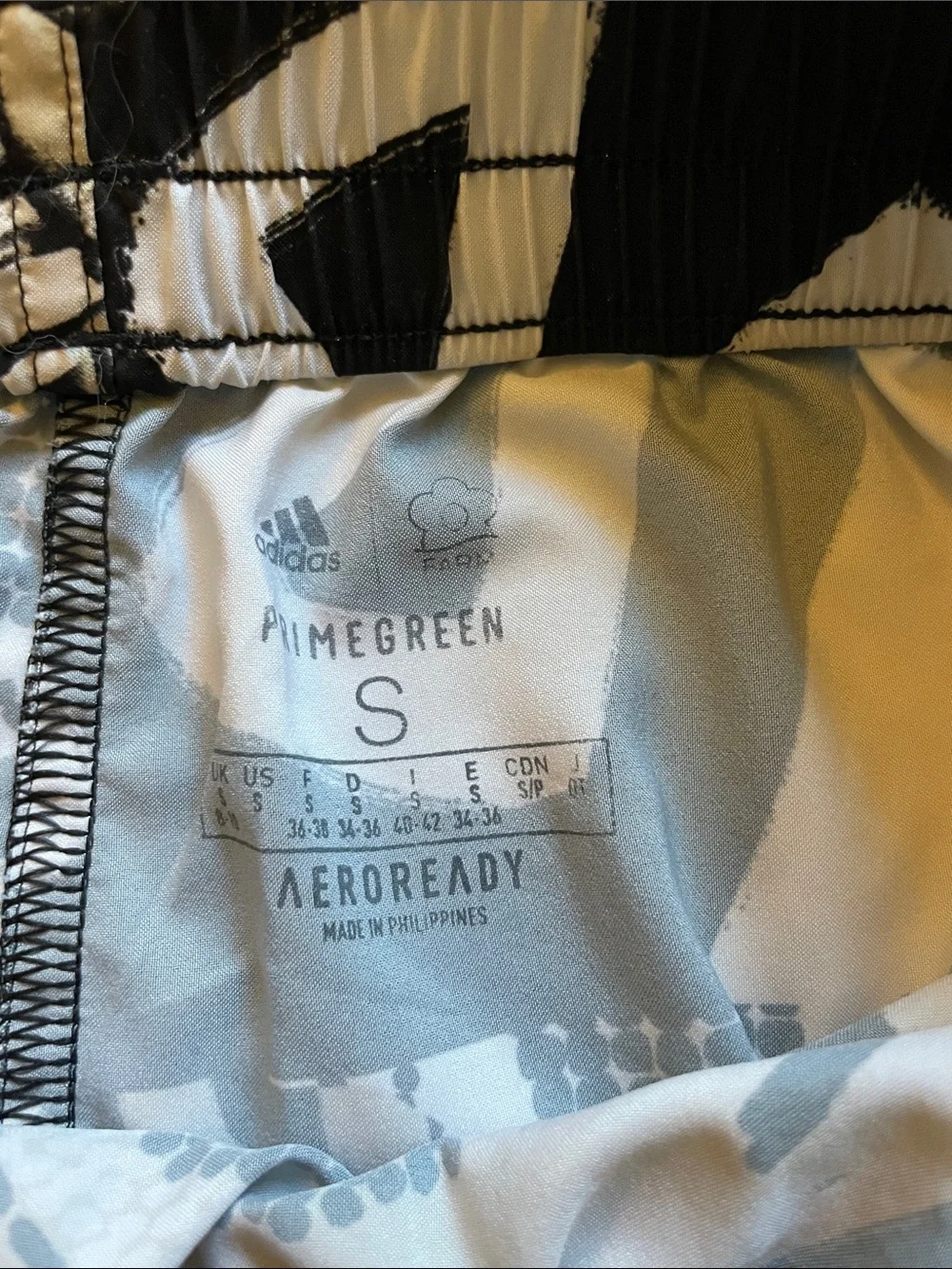 Adidas x Farm Rio Black and White Graphic Women’s Shorts - Picture 3 of 4